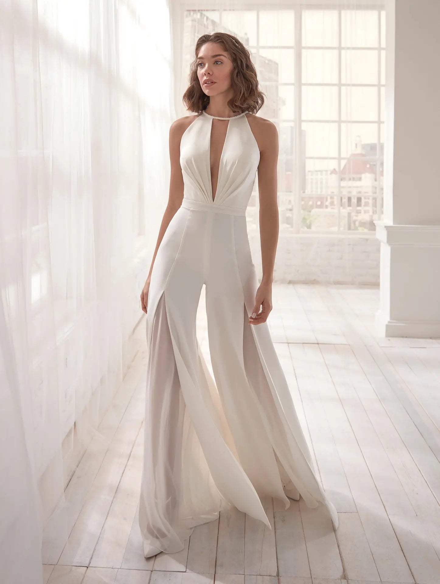 Sexy Deep V Halter Neck Backless Casual Jumpsuit - Blade & Thread