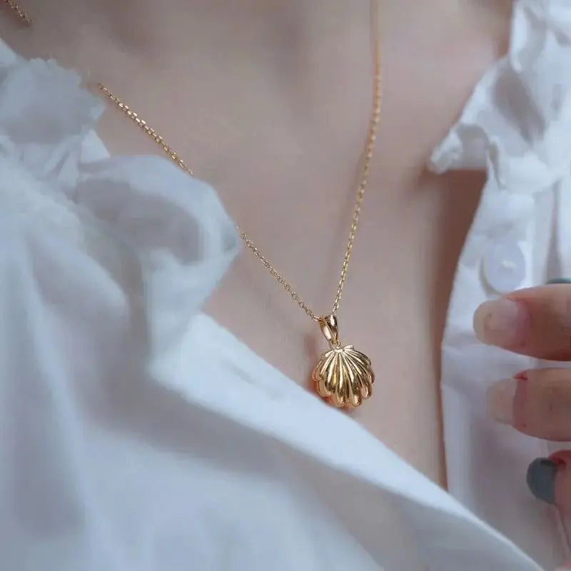 shell pearl pendant necklace - Blade & Thread