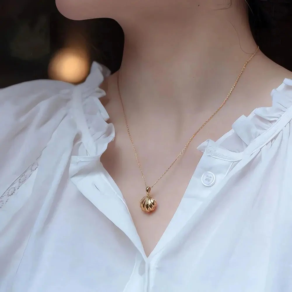 shell pearl pendant necklace - Blade & Thread