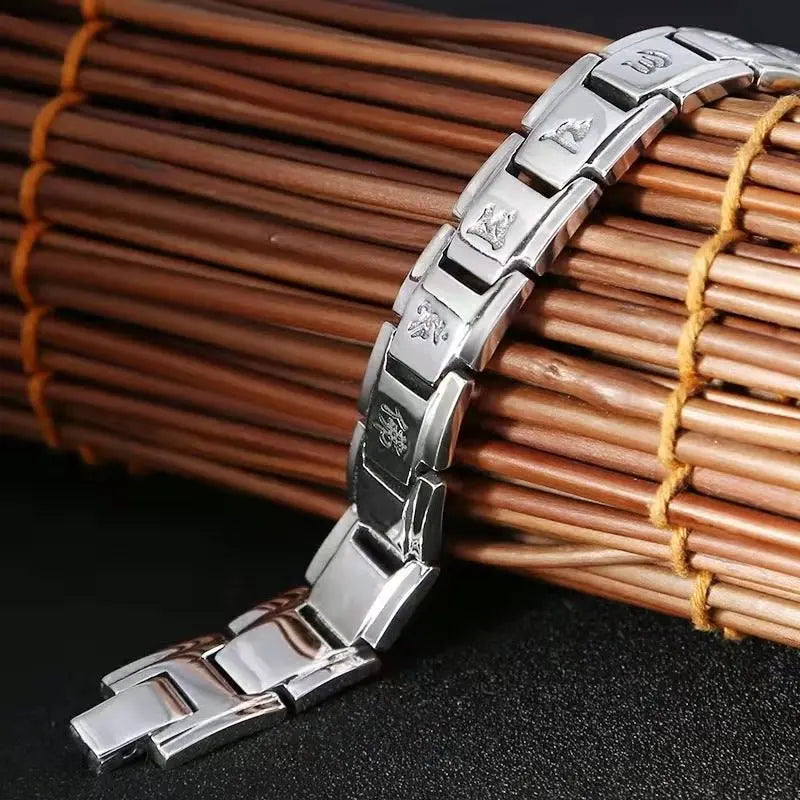 Simple and domineering six-syllable mantra bracelet - Blade & Thread