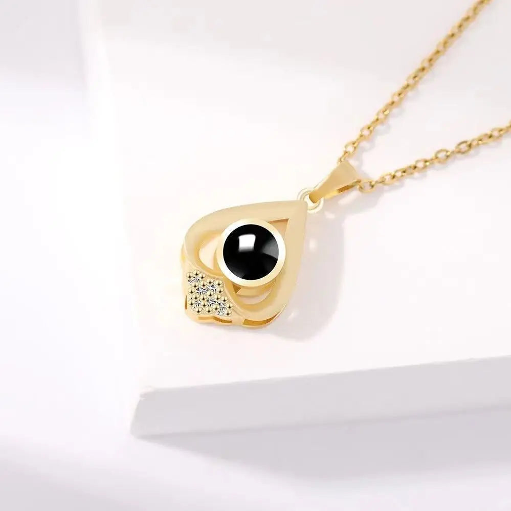 Simple clavicle projection necklace - Blade & Thread