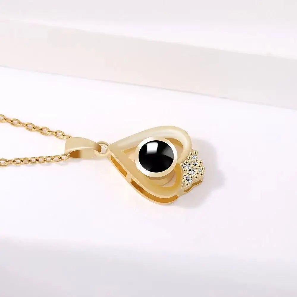 Simple clavicle projection necklace - Blade & Thread