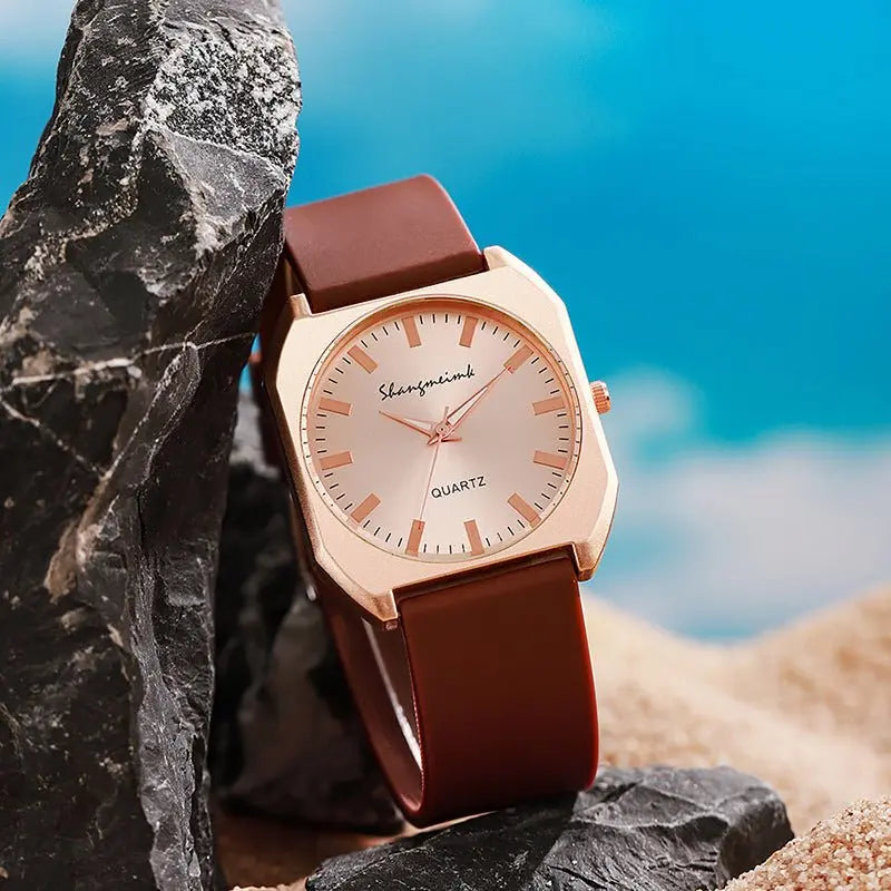 Simple, square quartz silicone watch with a stylish silicone strap - Blade & Thread