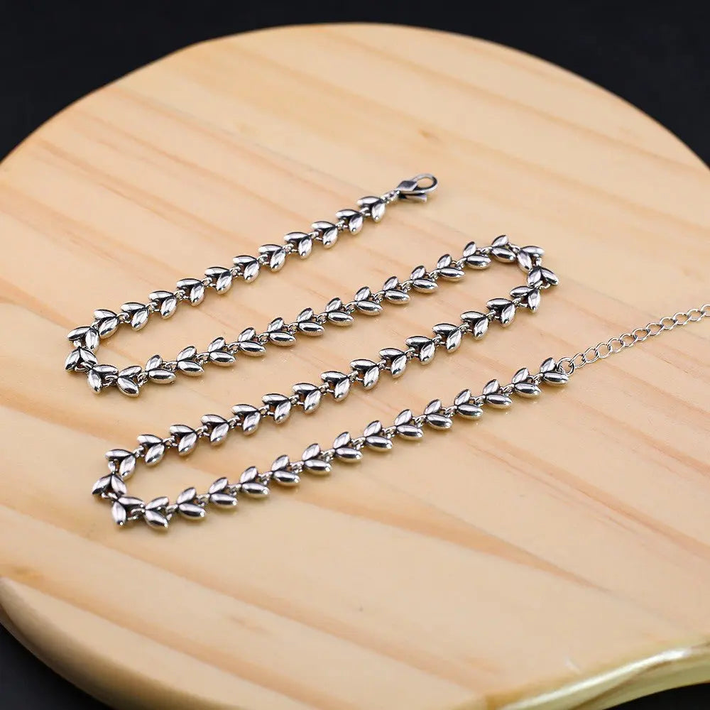 Simple wheat ear heart necklace - Blade & Thread