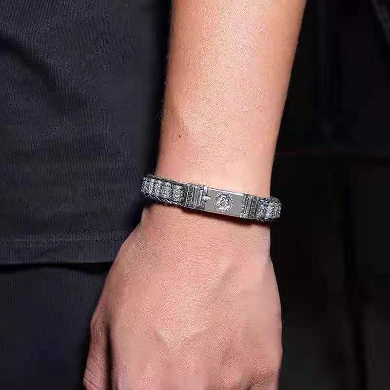 Six-character mantra roller bracelet - Blade & Thread
