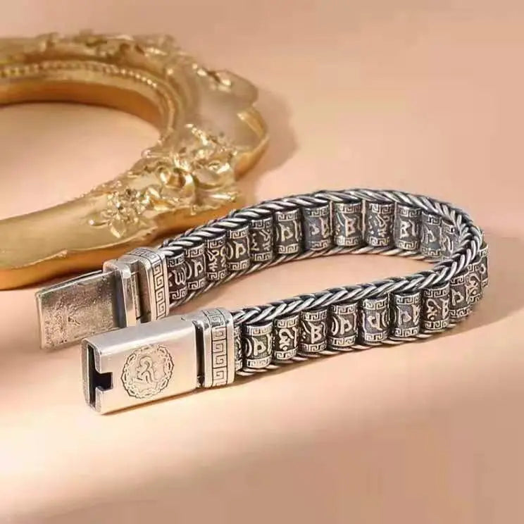 Six-character mantra roller bracelet - Blade & Thread