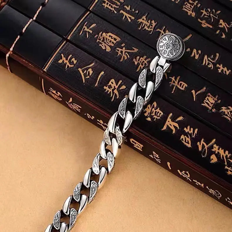Six-character mantra rotating domineering bracelet - Blade & Thread