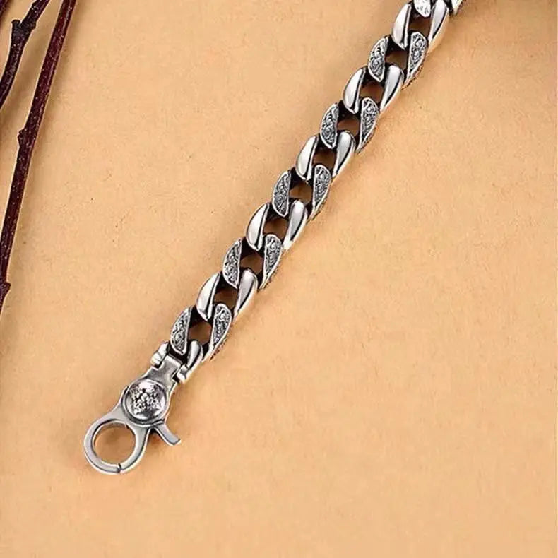 Six-character mantra rotating domineering bracelet - Blade & Thread