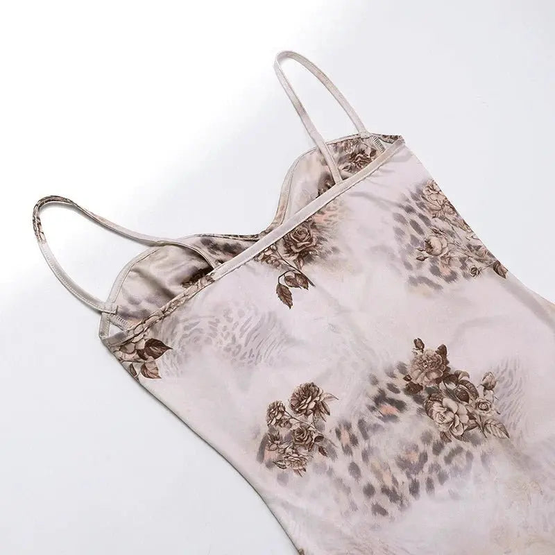 Sleeveless V-neck Backless Bodvcon Printed Spaghetti Strap Dress - Blade & Thread