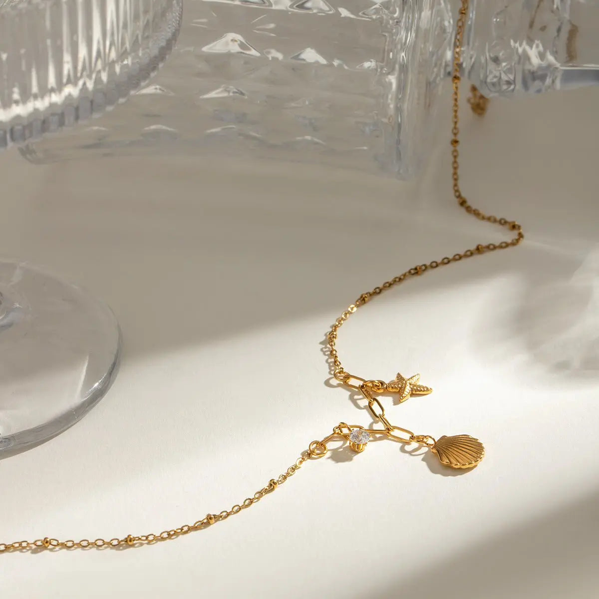 Small starfish shell zircon necklace - Blade & Thread