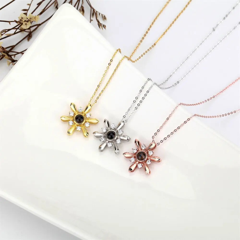 Snowflake Shaped Projection Necklace Photo Charming Jewelry Memorial Gifts - Blade & Thread