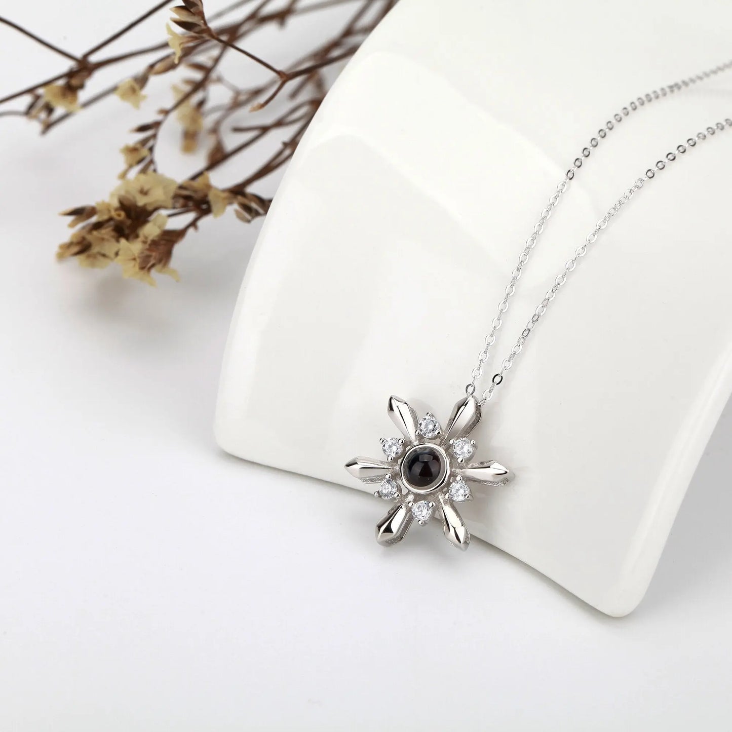 Snowflake Shaped Projection Necklace Photo Charming Jewelry Memorial Gifts - Blade & Thread