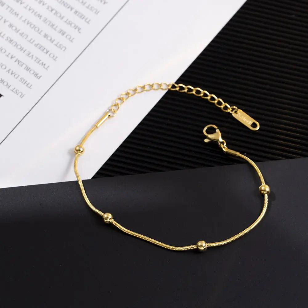 Stainless steel simple round bead bracelet - Blade & Thread