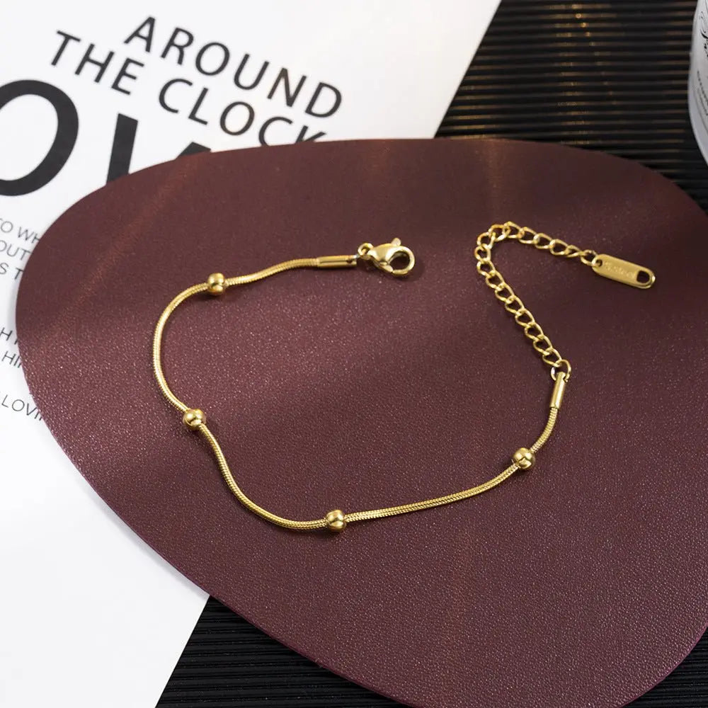Stainless steel simple round bead bracelet - Blade & Thread