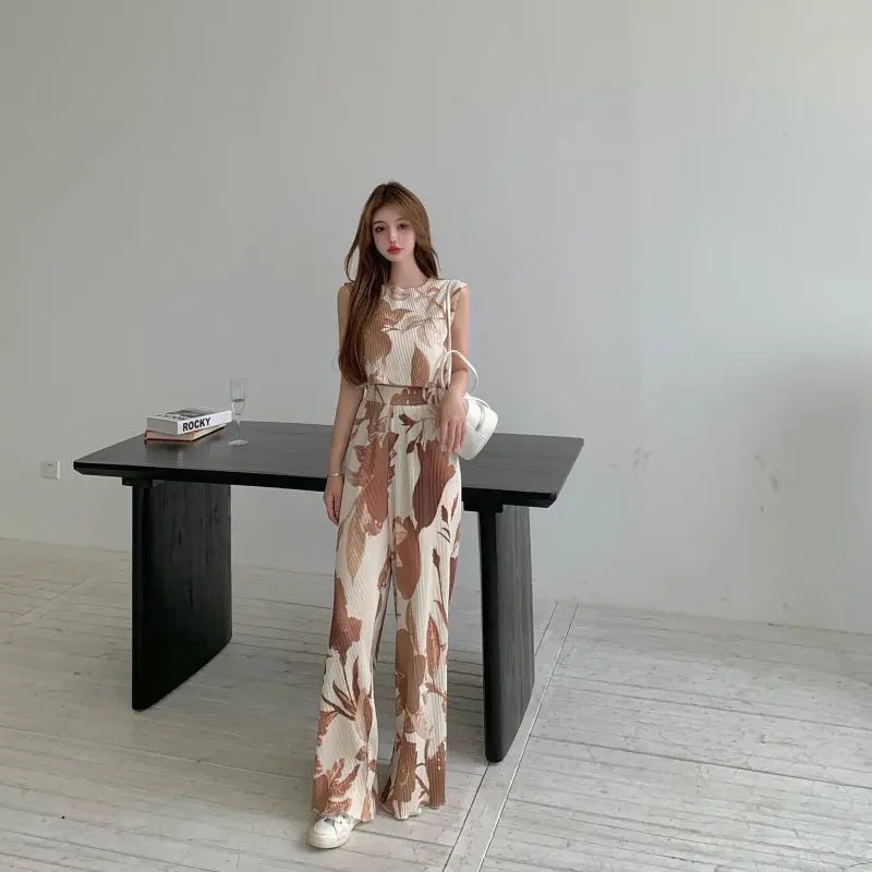 Summer Two-piece Women Printed Sleeveless Vest + Casual Mopping Trousers Female Sets - Blade & Thread