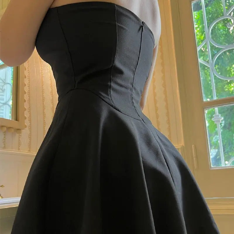 Sweet and spicy style V-neck low-cut slim A-line skirt - Blade & Thread