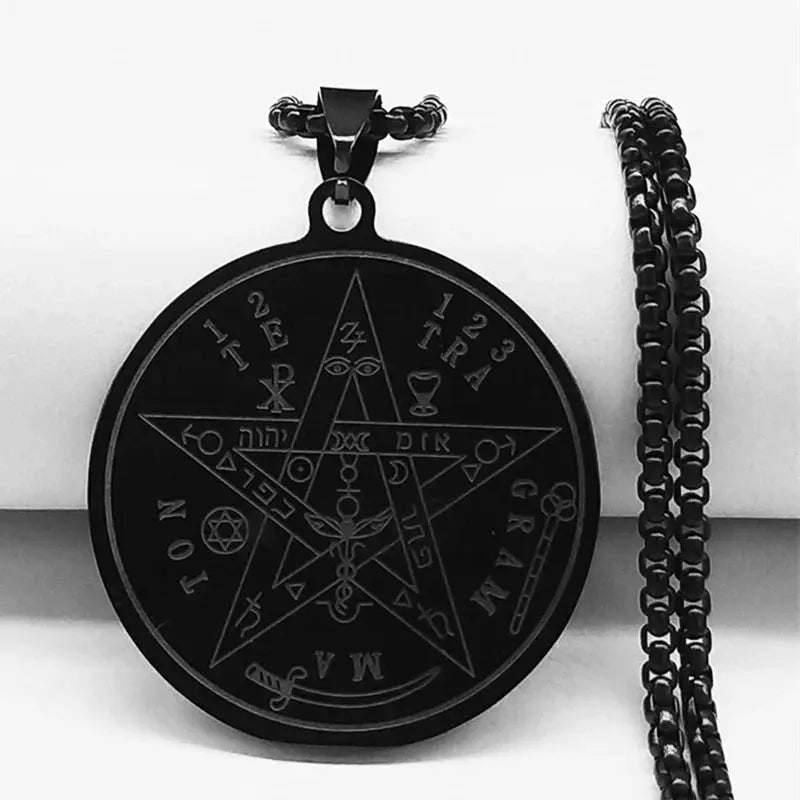 talisman necklace collar - Blade & Thread