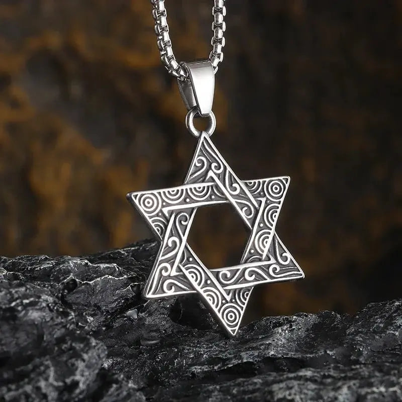 talisman necklace - Blade & Thread