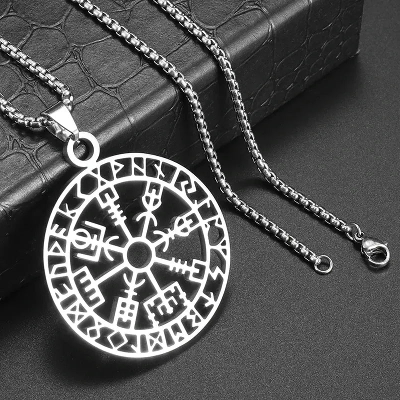 talisman necklace - Blade & Thread