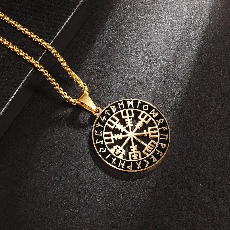 talisman necklace - Blade & Thread