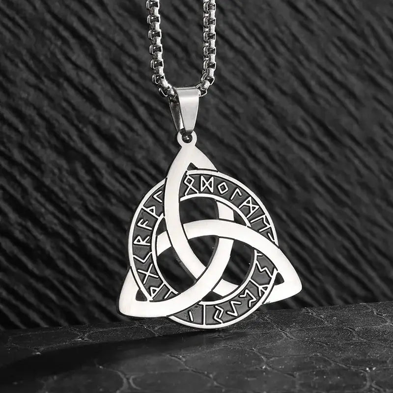 talisman necklace - Blade & Thread