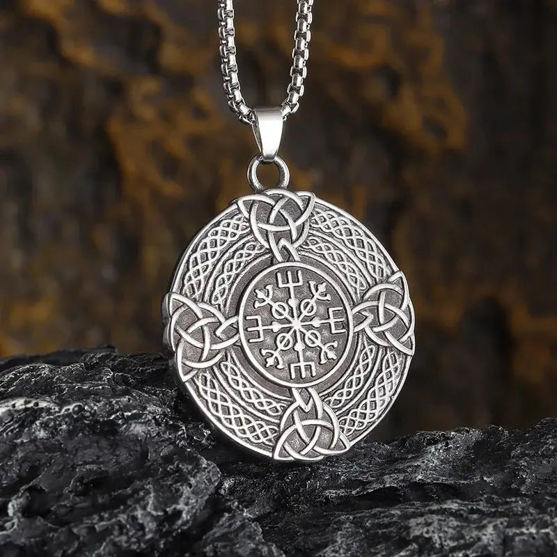 talisman necklace - Blade & Thread