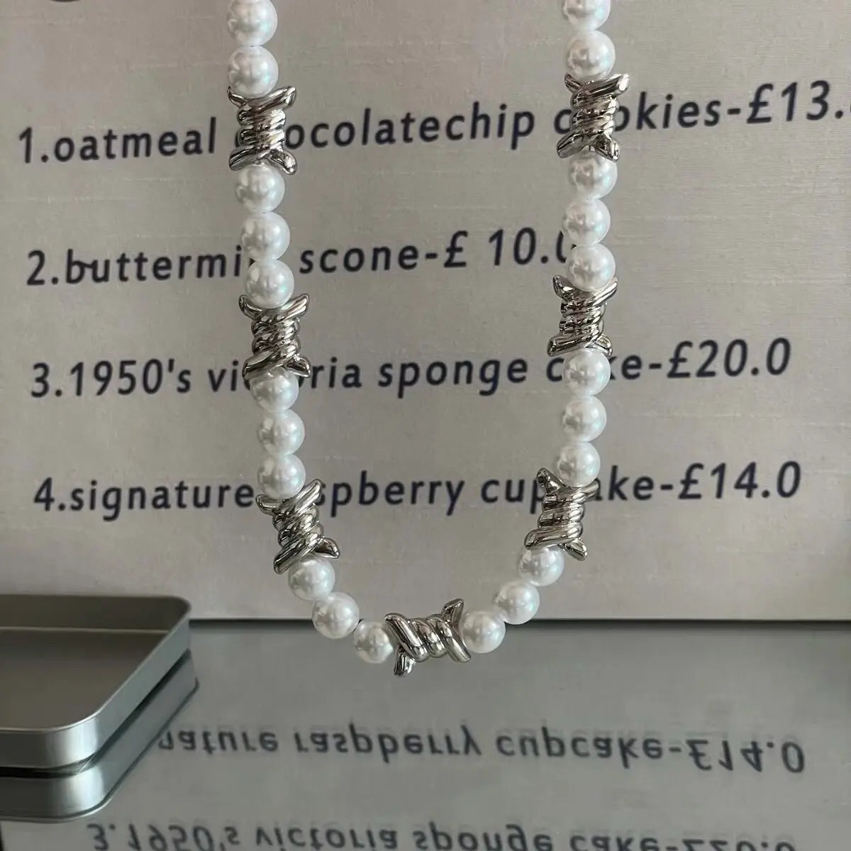 Thorn splicing pearl necklace nowadaysfashion