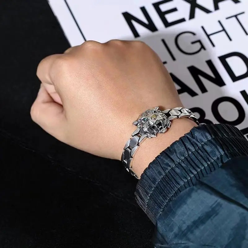 Tiger head domineering bracelet nowadaysfashion