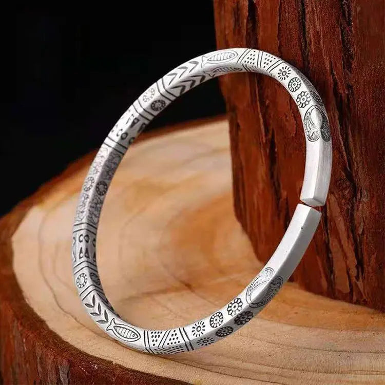 Totem retro personality bracelet - Blade & Thread