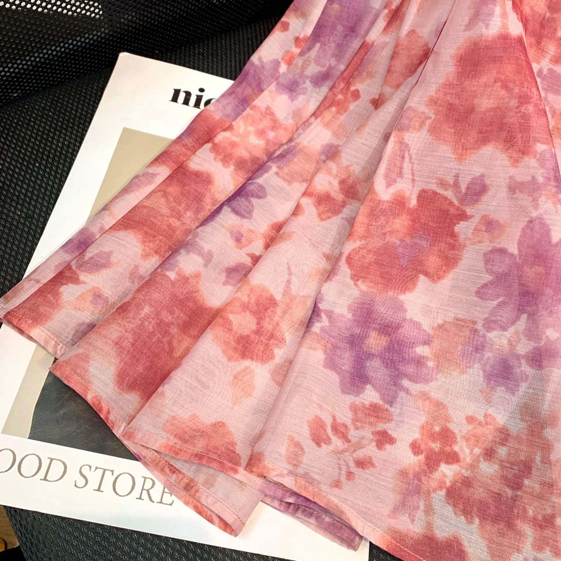 V-neck Floral Printed Dress Women Elegant Puff Sleeve Slim A-line Dress - Blade & Thread