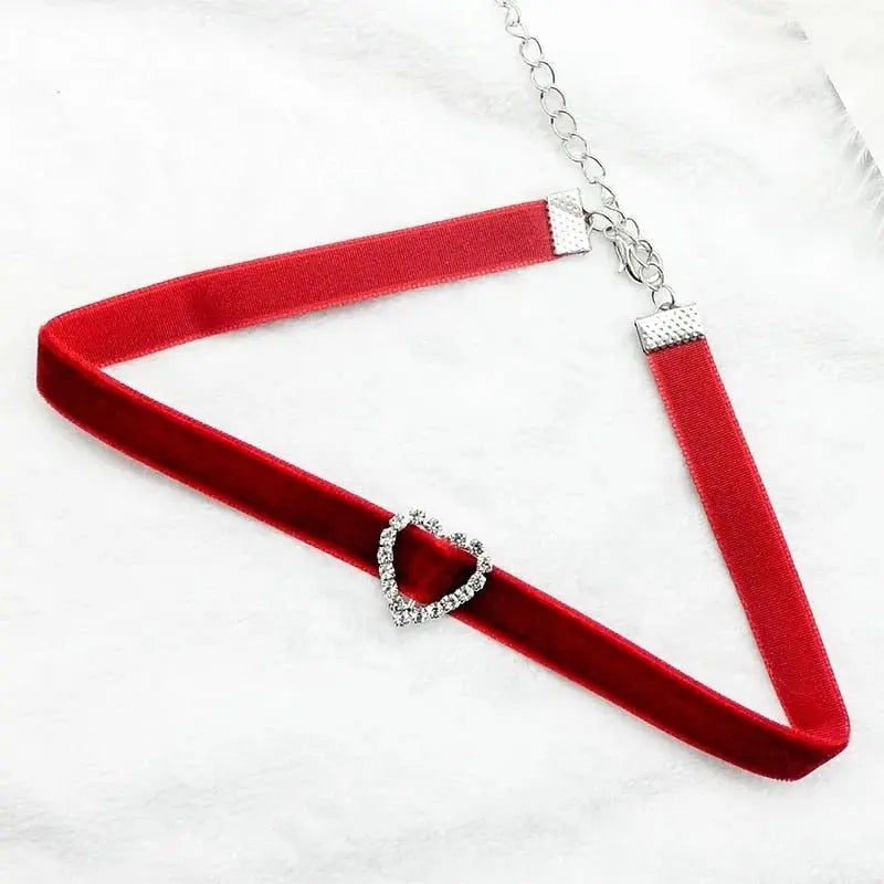 Velvet Choker Necklace for Women Lace Necklace with Pendants Gothic Girl Neck Jewelry - Blade & Thread