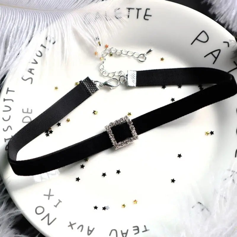 Velvet Choker Necklace for Women Lace Necklace with Pendants Gothic Girl Neck Jewelry nowadaysfashion