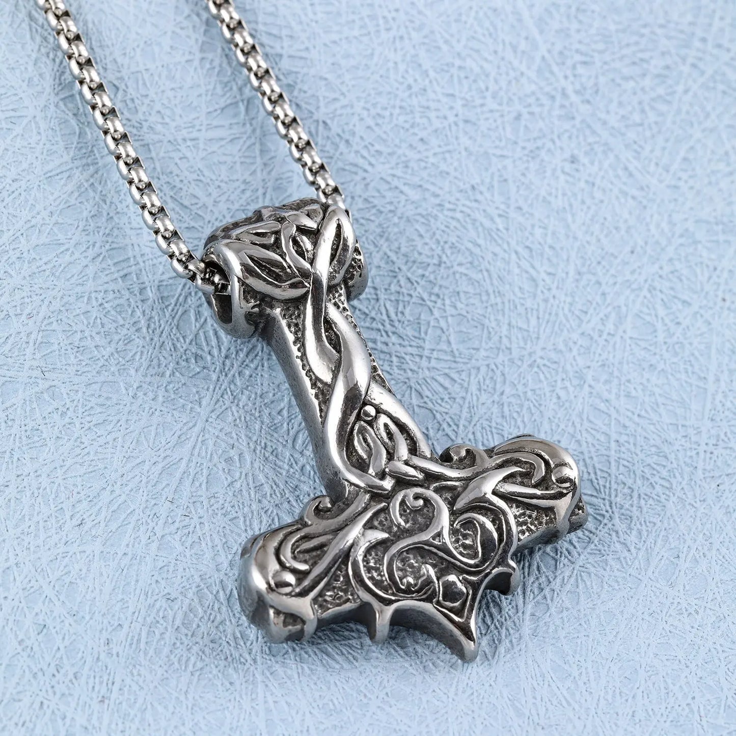 Viking mjolnir necklace - Blade & Thread