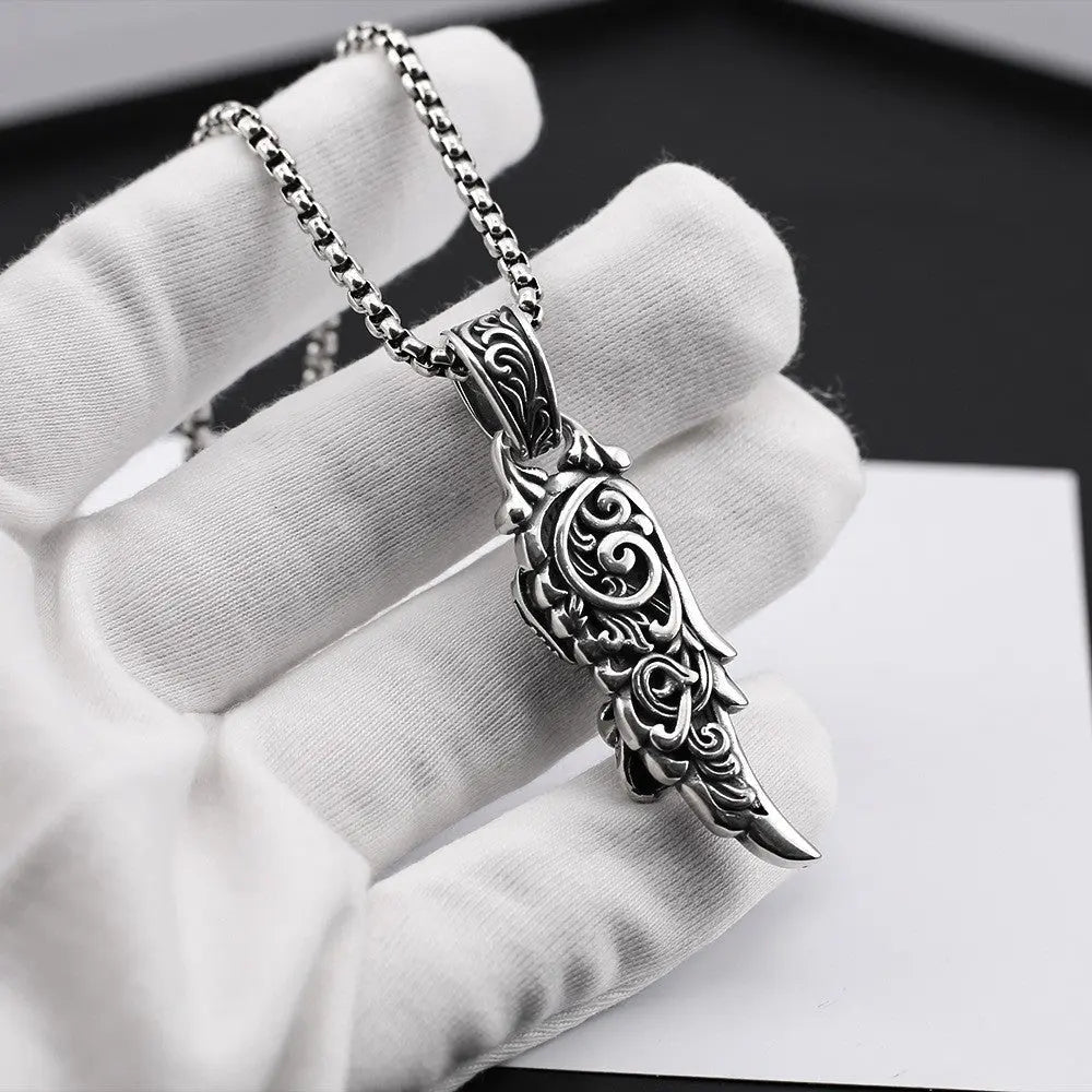 Vintage feather crown skull necklace - Blade & Thread