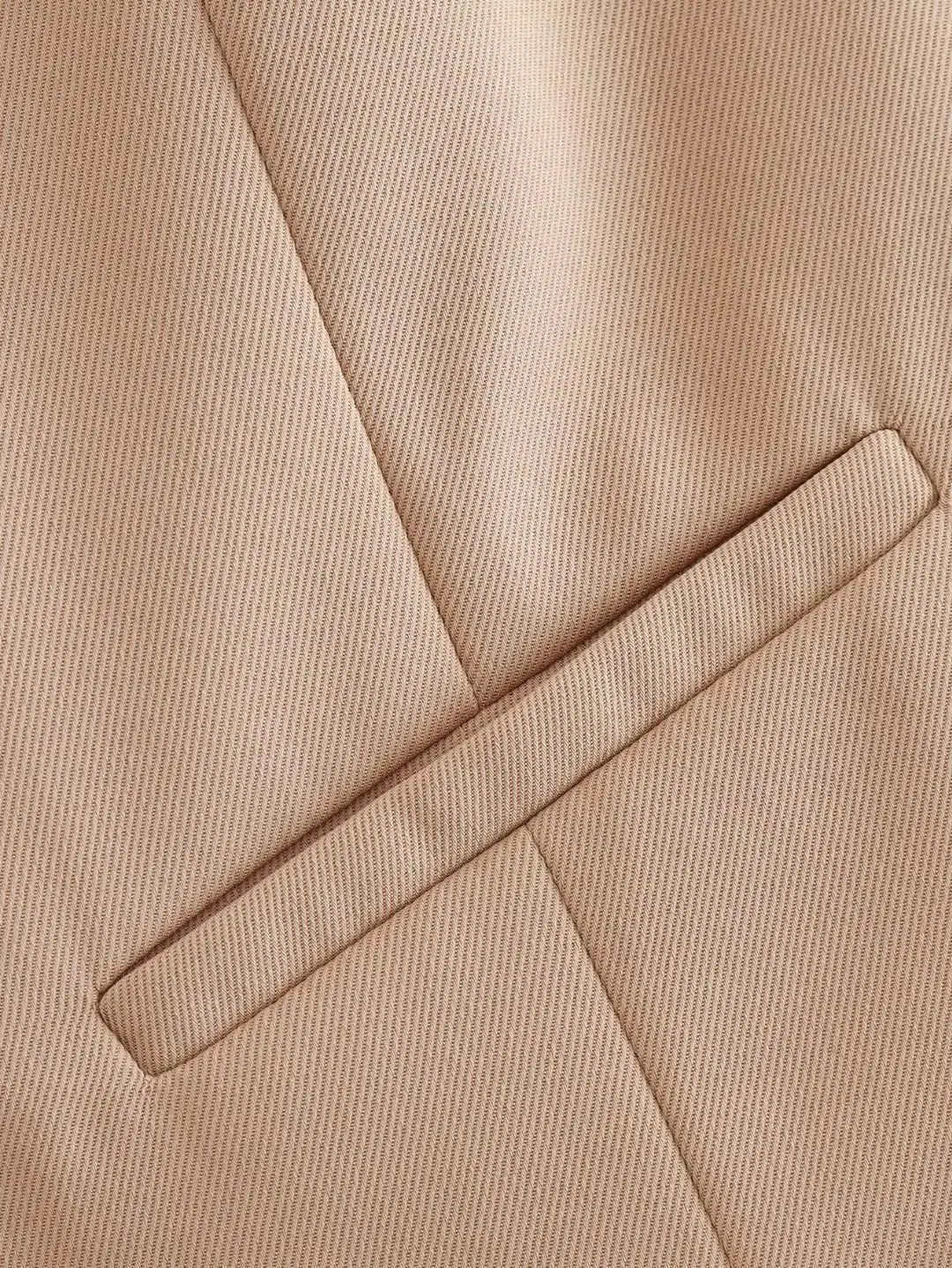 Vintage V Neck Sleeveless Female Outerwear White Chic Vests - Blade & Thread