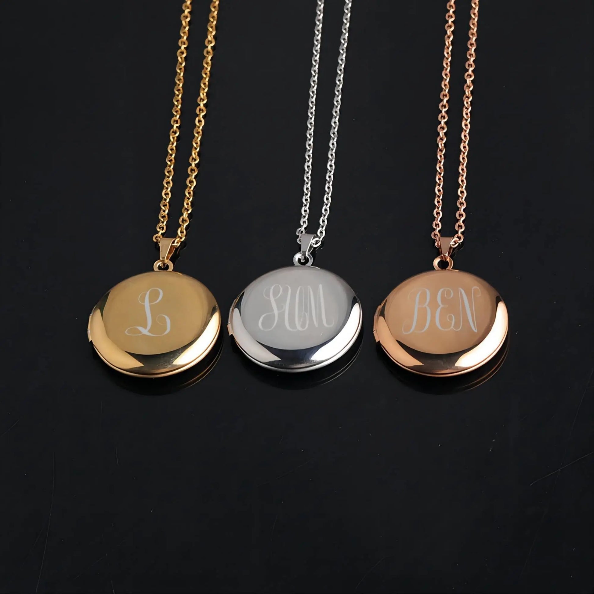Wedding Gift For Couple Custom Color Photo Round Locket Necklaces Pendant - Blade & Thread
