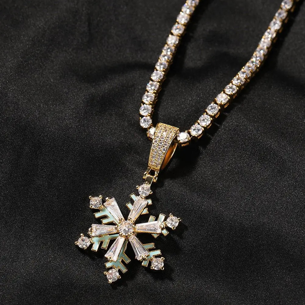 Winter rotating snowflake luminous oil drop pendant - Blade & Thread