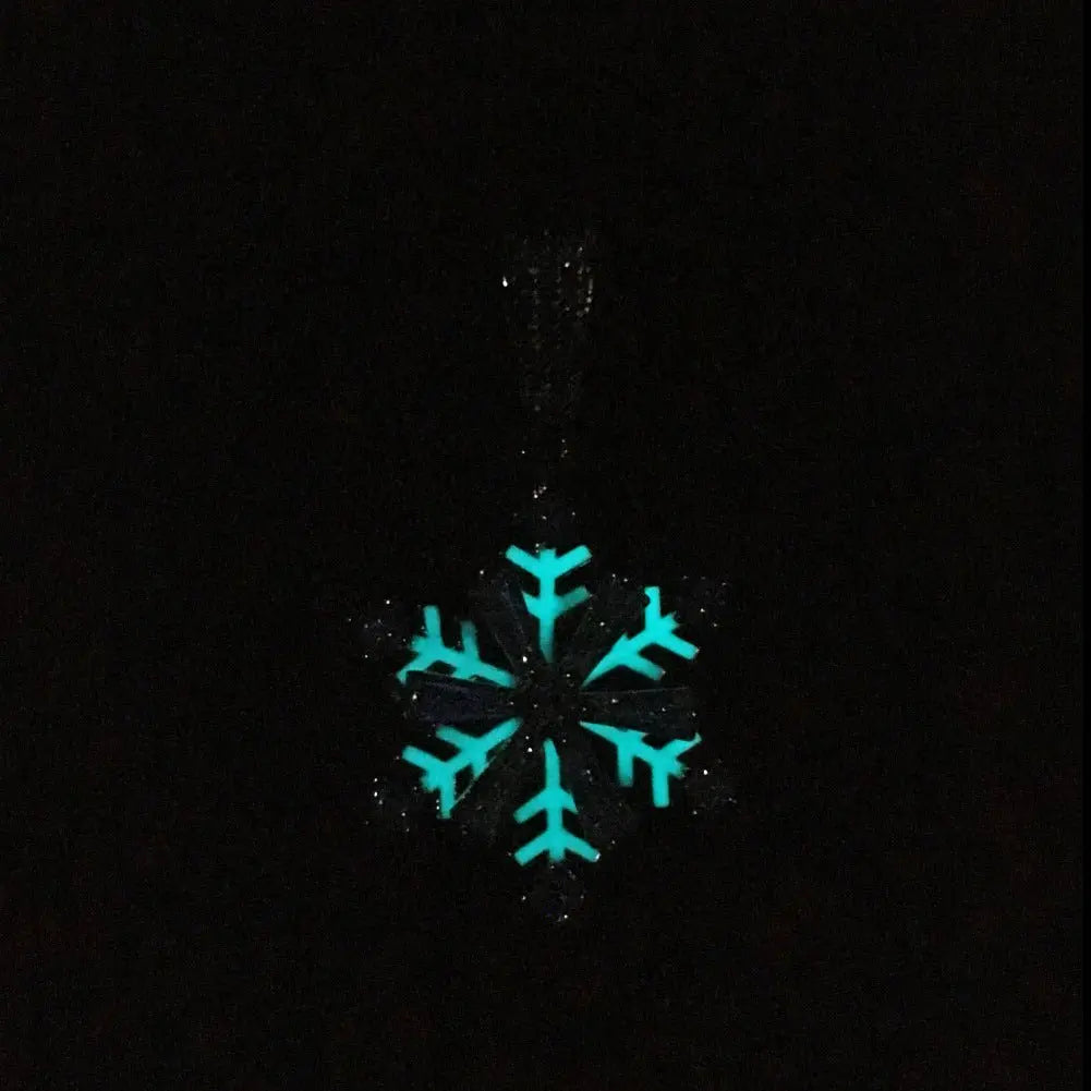 Winter rotating snowflake luminous oil drop pendant - Blade & Thread