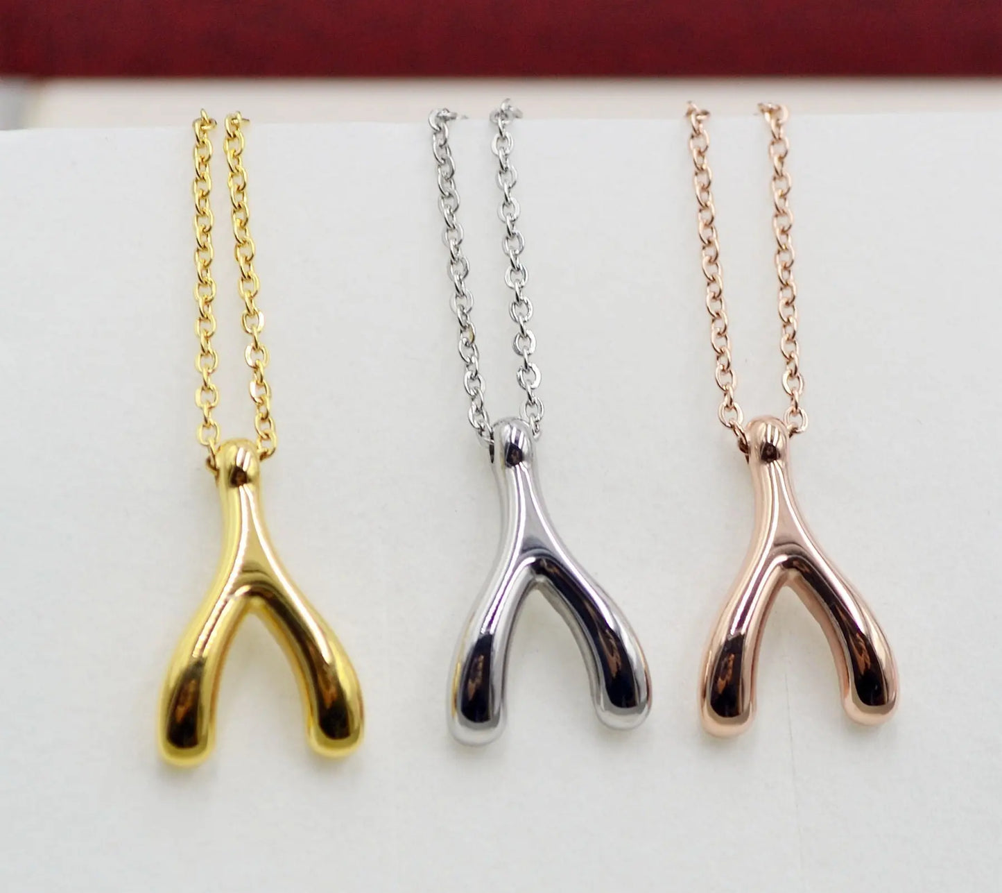 wishbone necklace - Blade & Thread