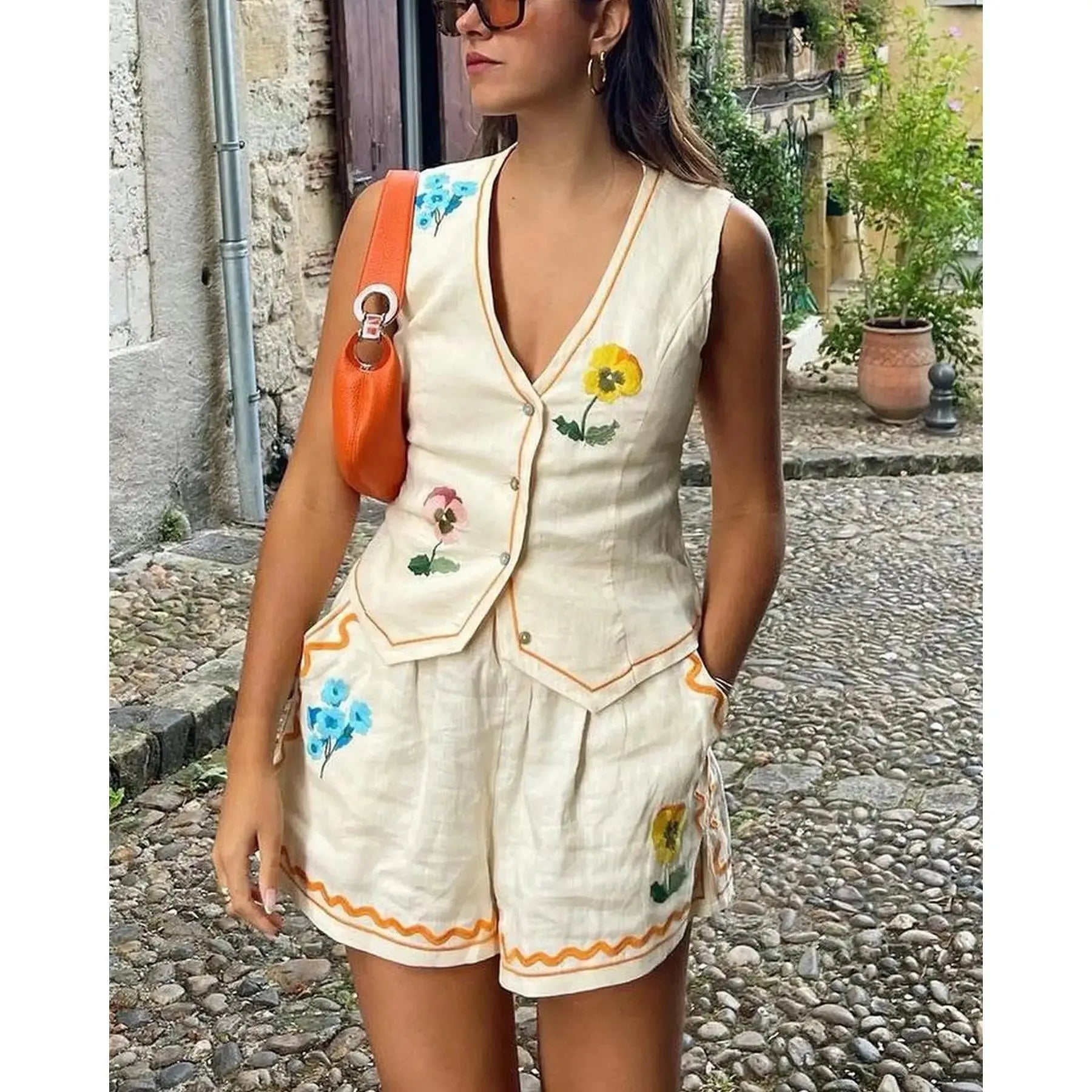 Women Sleeveless Vest Shorts 2 Pieces Set Fashion V Neck Single Breasted Vest - Blade & Thread