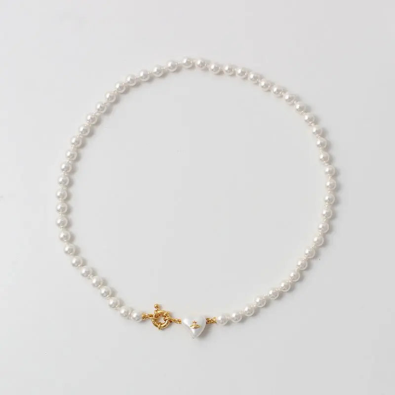 Women's retro heart pearl necklace clavicle chain - Blade & Thread