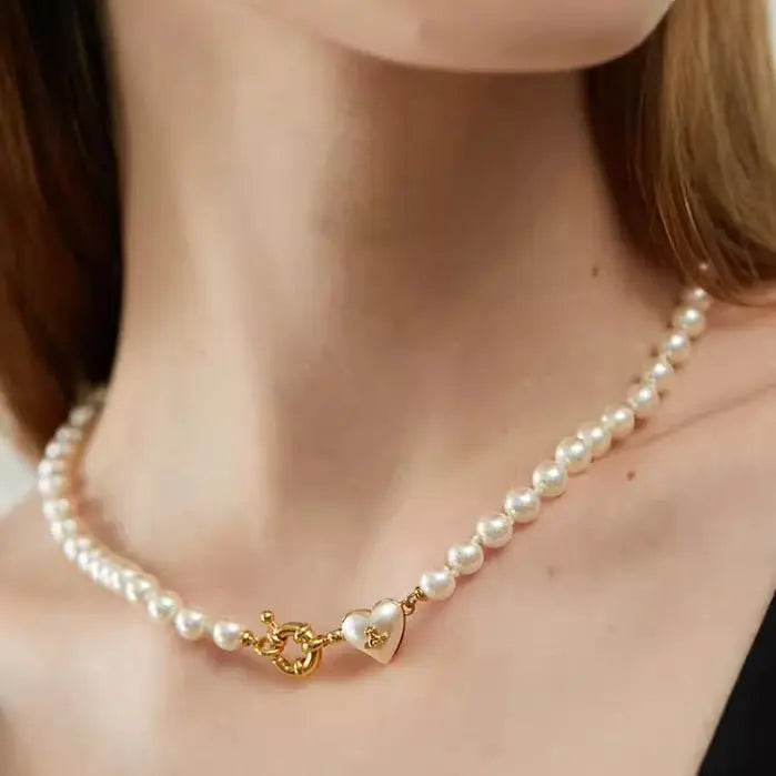 Women's retro heart pearl necklace clavicle chain - Blade & Thread