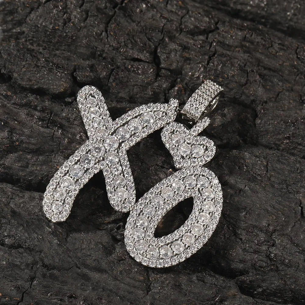 xo necklace - Blade & Thread